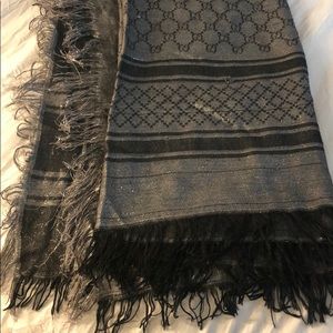 Gucci scarf